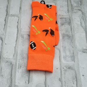 NWOT Men's Orange Novelty Crew Socks 1 Pair Shoe Size 6-12 Football & Wings
